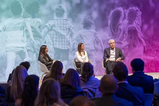 Jonathan Haidt: How to make the 'anxious generation' happy again